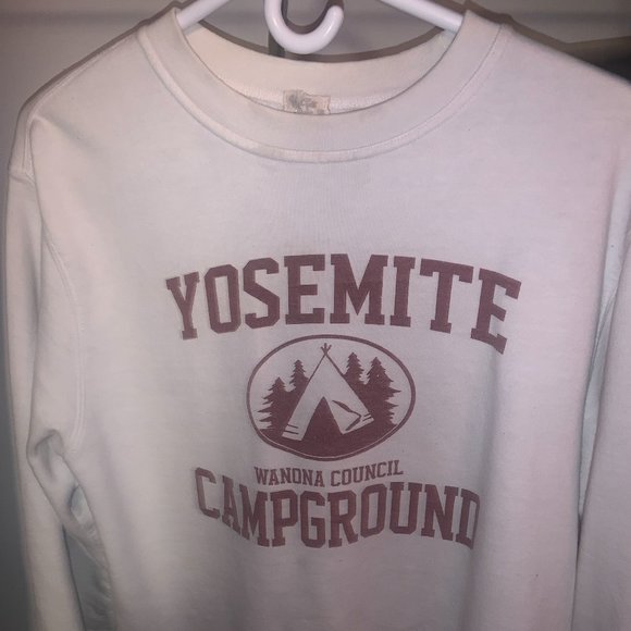BRANDY MELVILLE yosemite creckneck - Picture 1 of 2
